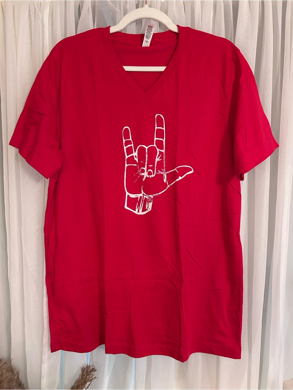 BELLA + CANVAS GRAPHIC TEE